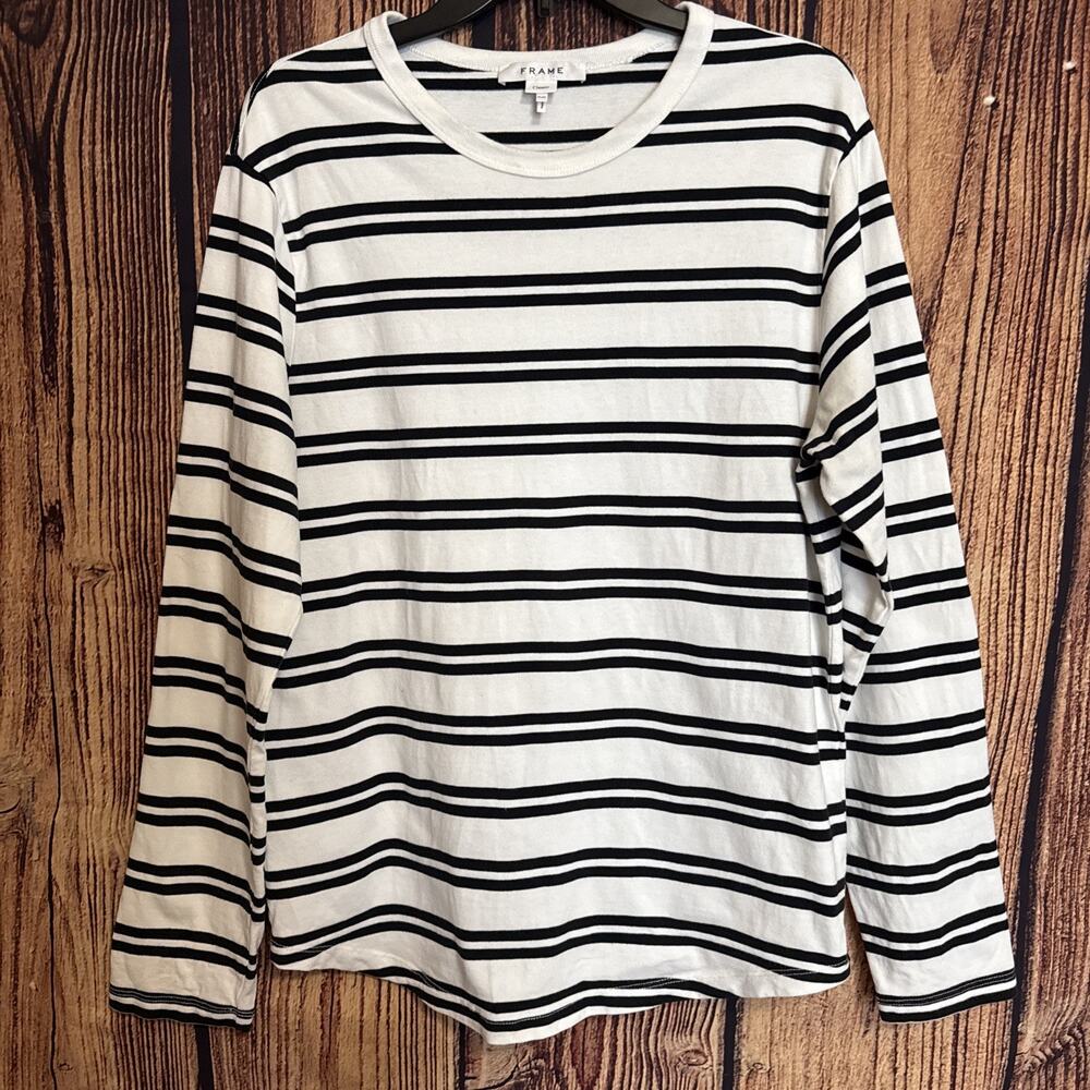 FRAME Denim LMTS0072 Men’s MEDIUM Striped White/Black Classic Crewneck L. Sleeve